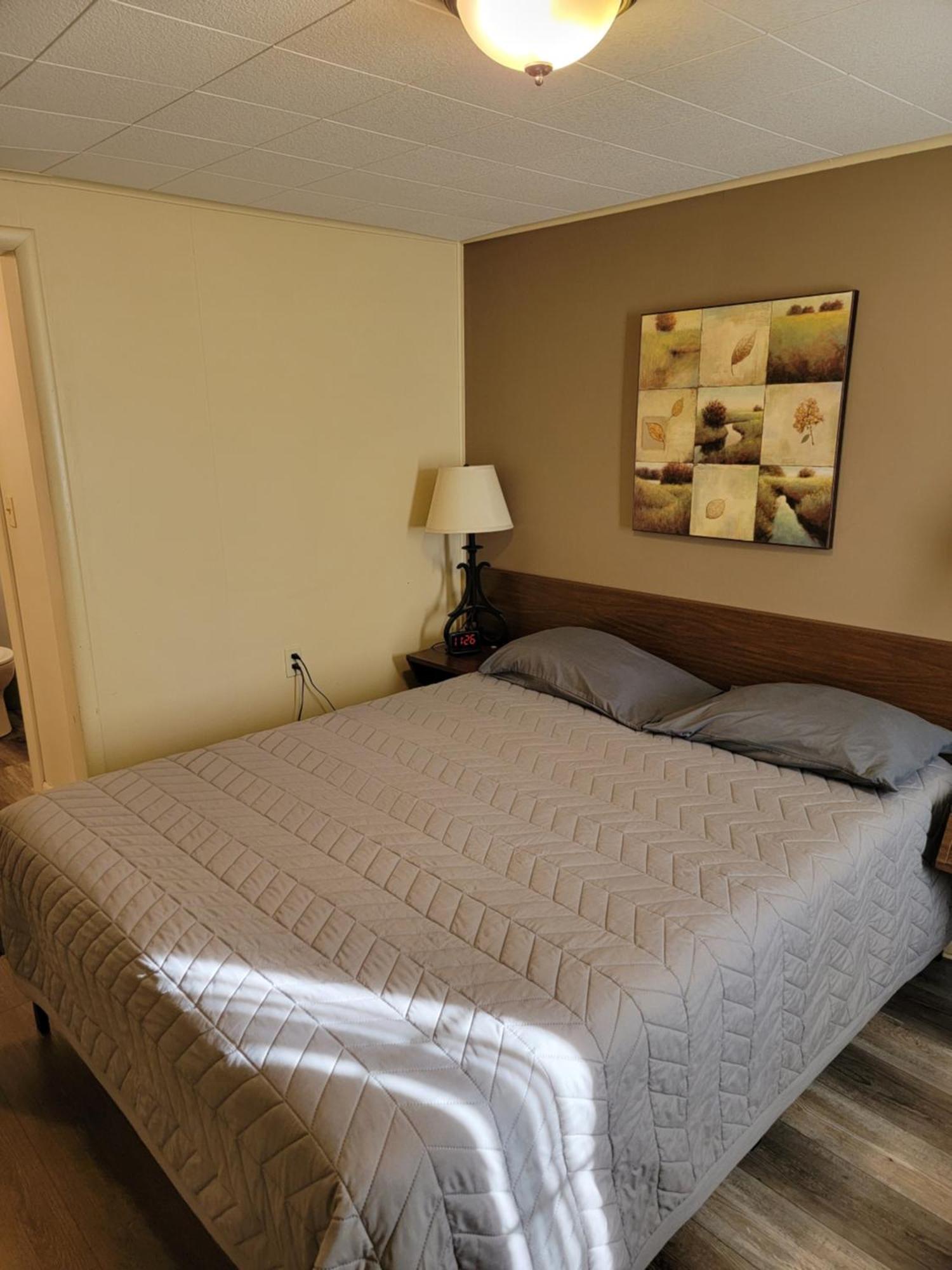 The Willows Motel Wilbur Экстерьер фото